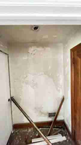 5557 Three Mile (8).jpg